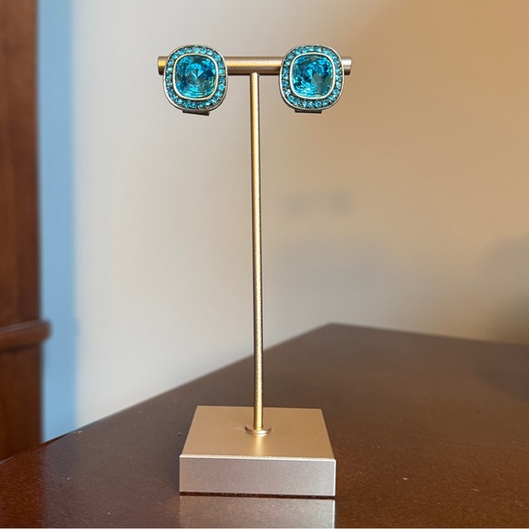 Heidi Daus Aqua Blue Swarovski Crystal Rounded Square Stud Earrings - Picture 8 of 9